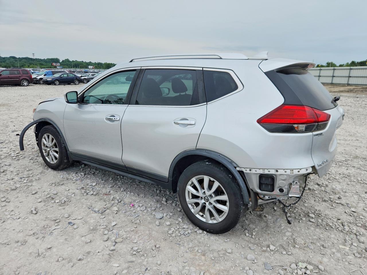 2017 NISSAN ROGUE