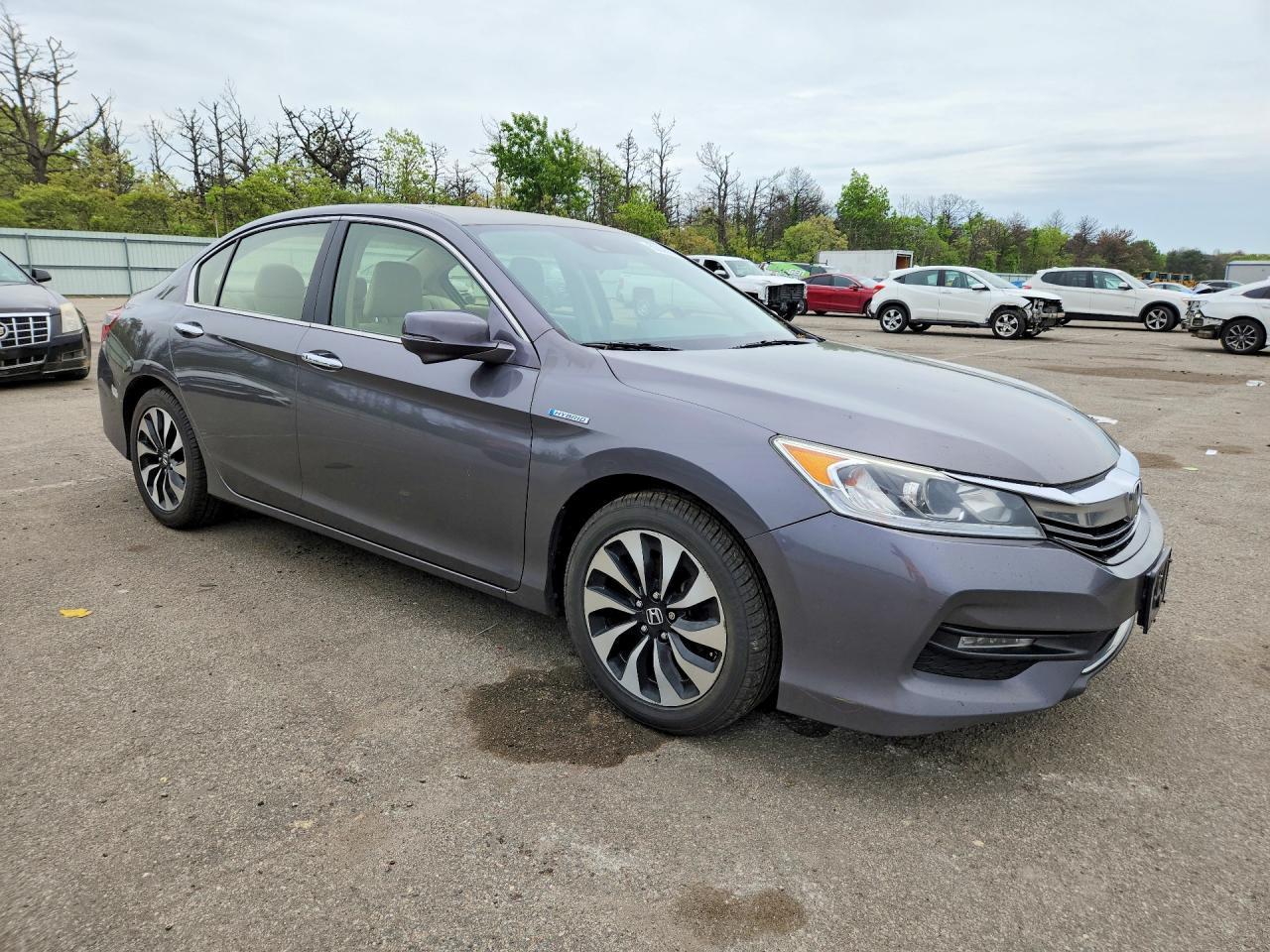 2017 HONDA ACCORD