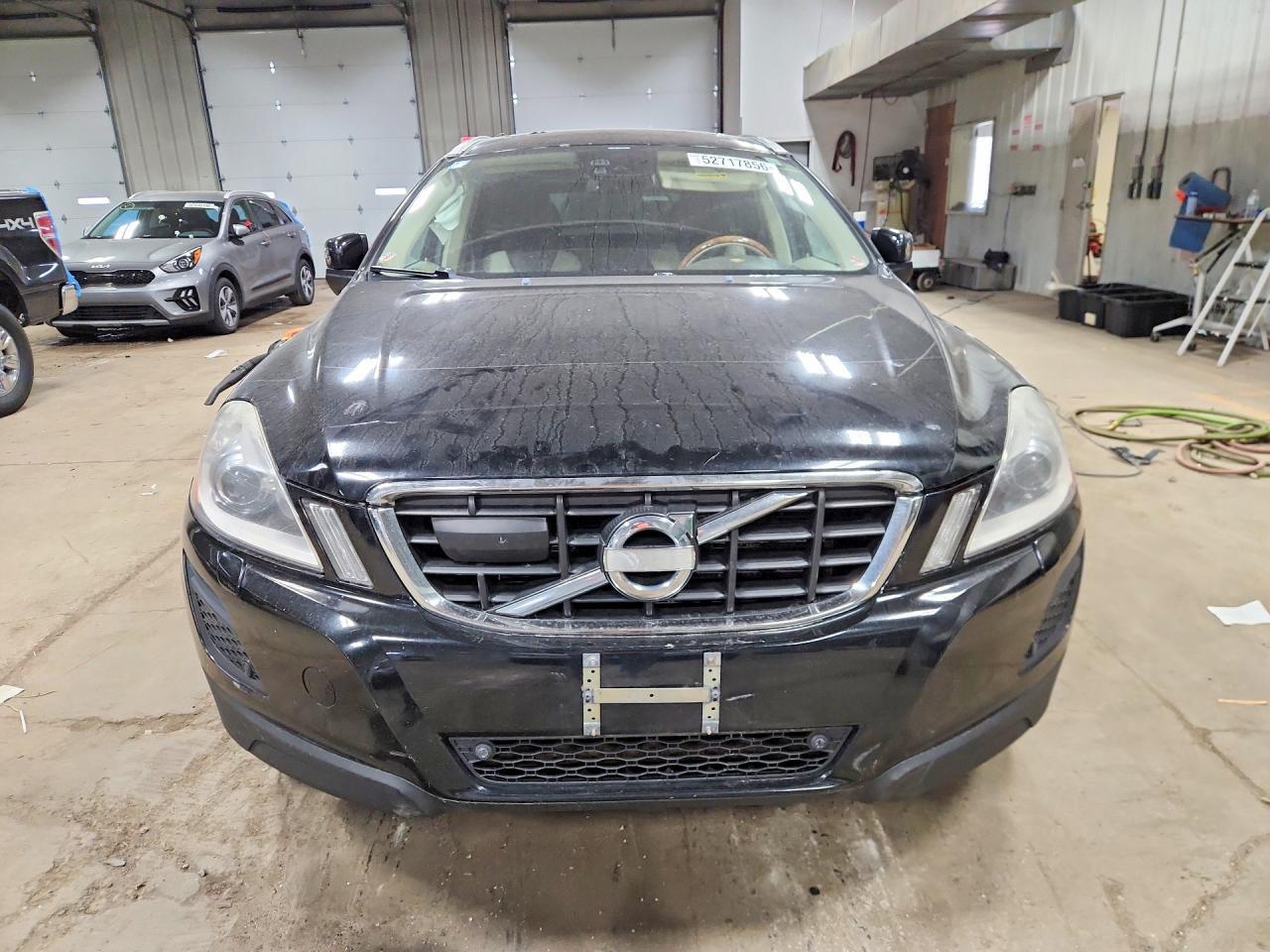 2013 VOLVO XC60