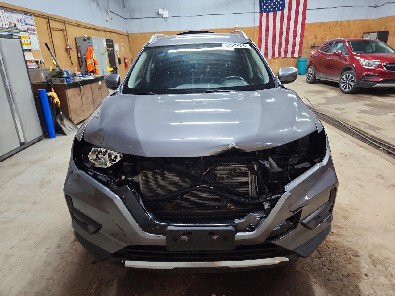 2017 NISSAN ROGUE