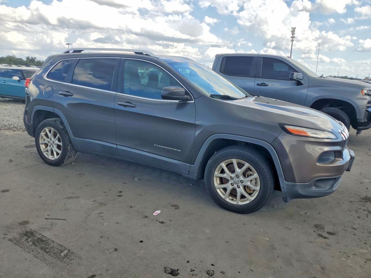 2015 JEEP CHEROKEE