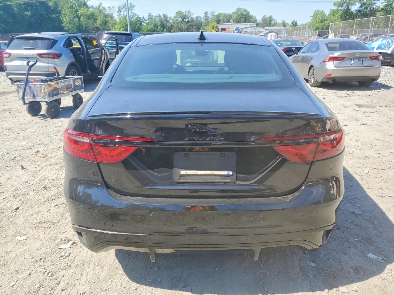 2024 JAGUAR XF