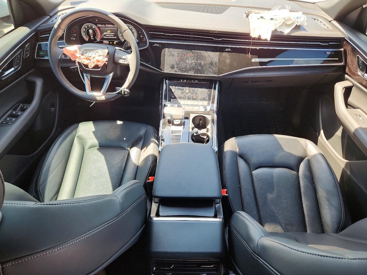 2023 AUDI Q8