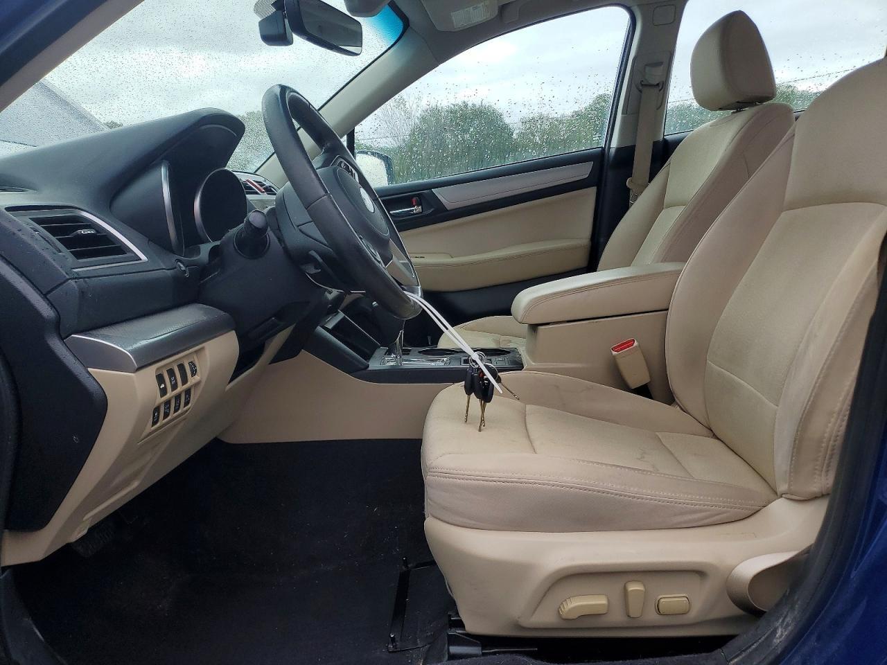 2017 SUBARU Legacy