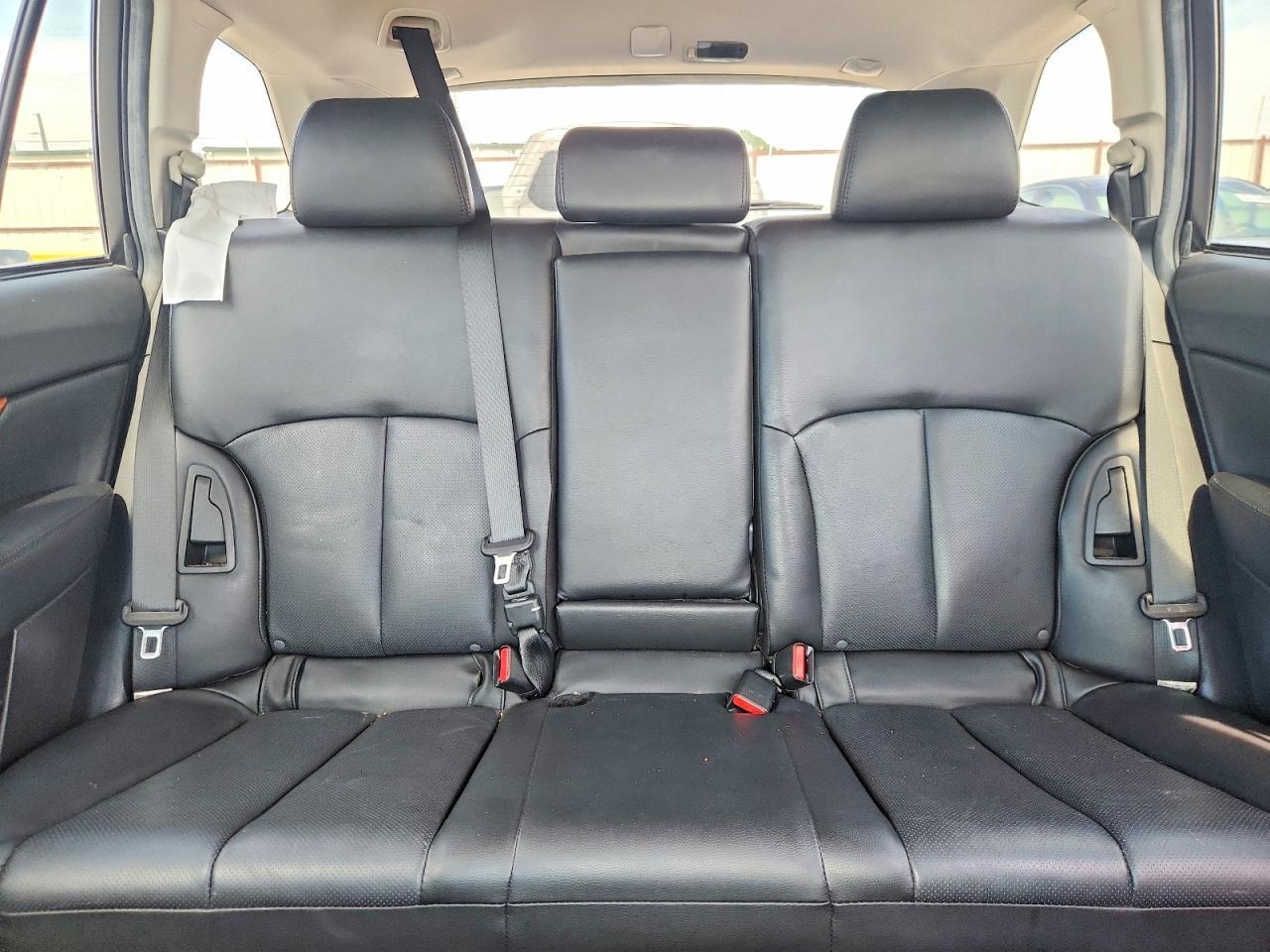 2013 SUBARU Outback