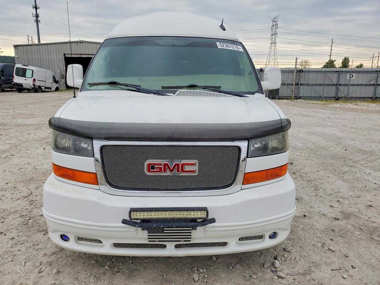 2014 GMC Savana