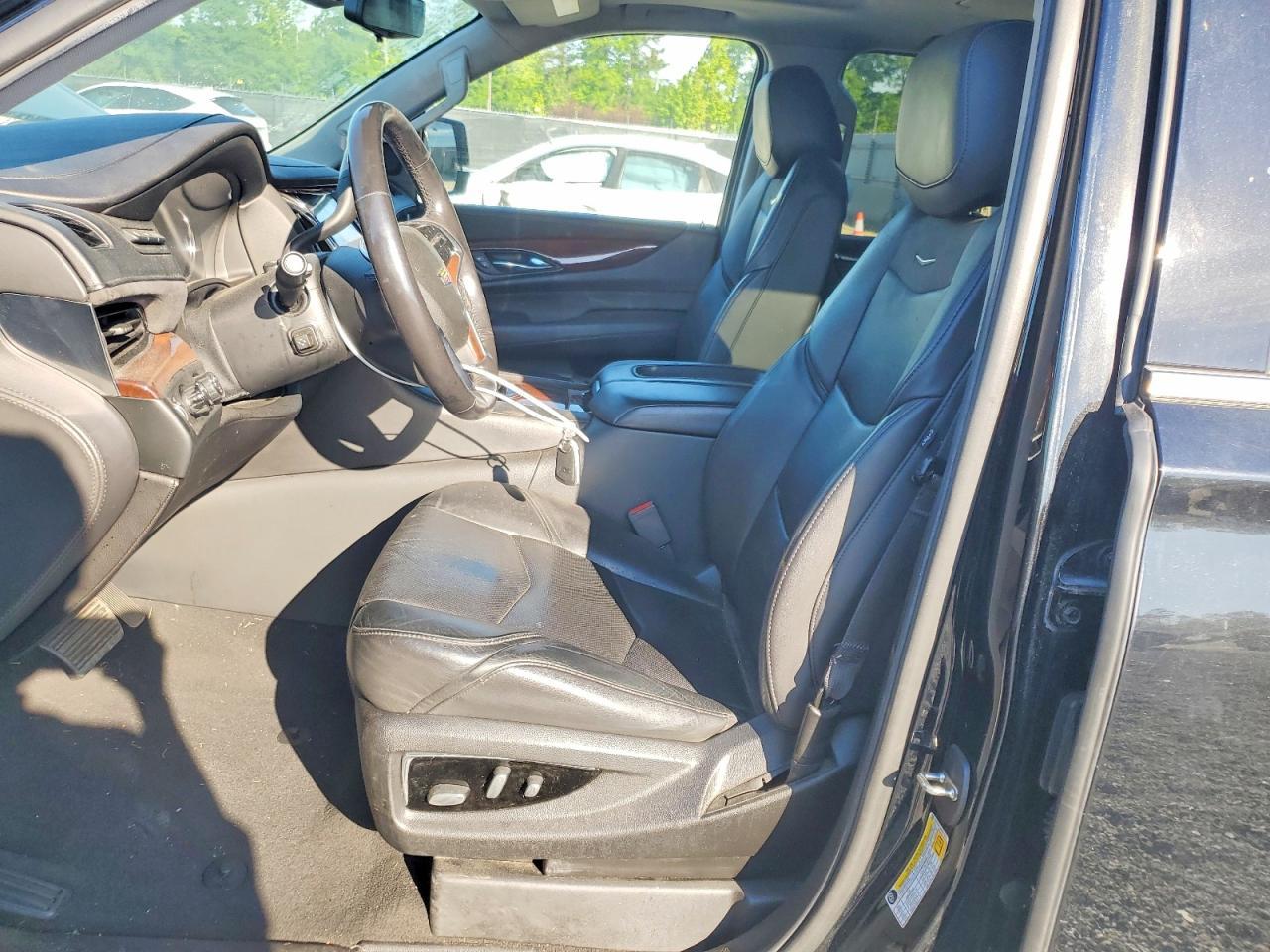 2019 CADILLAC Escalade ESV