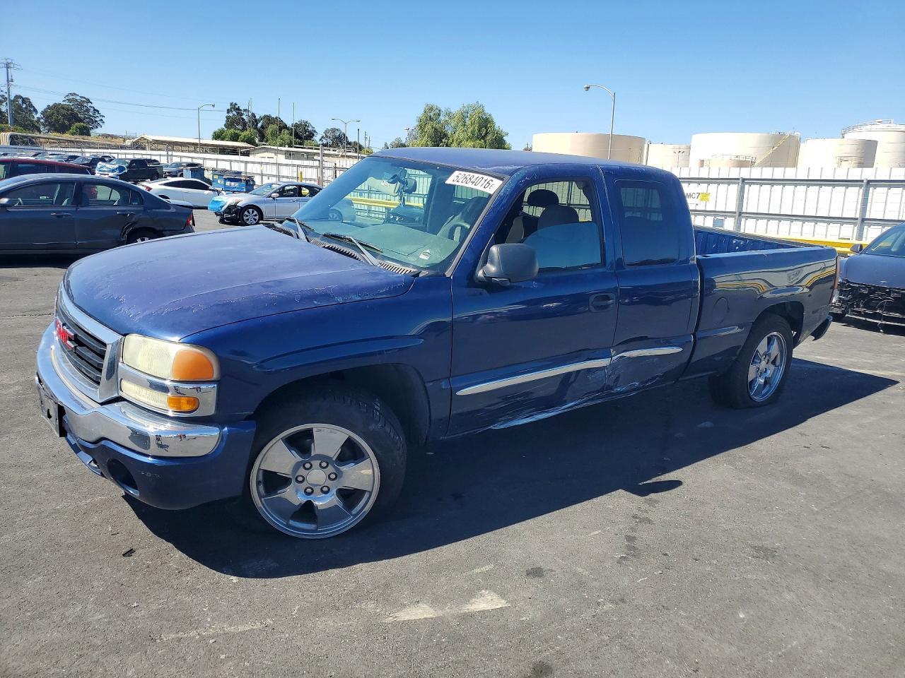 2004 GMC Sierra