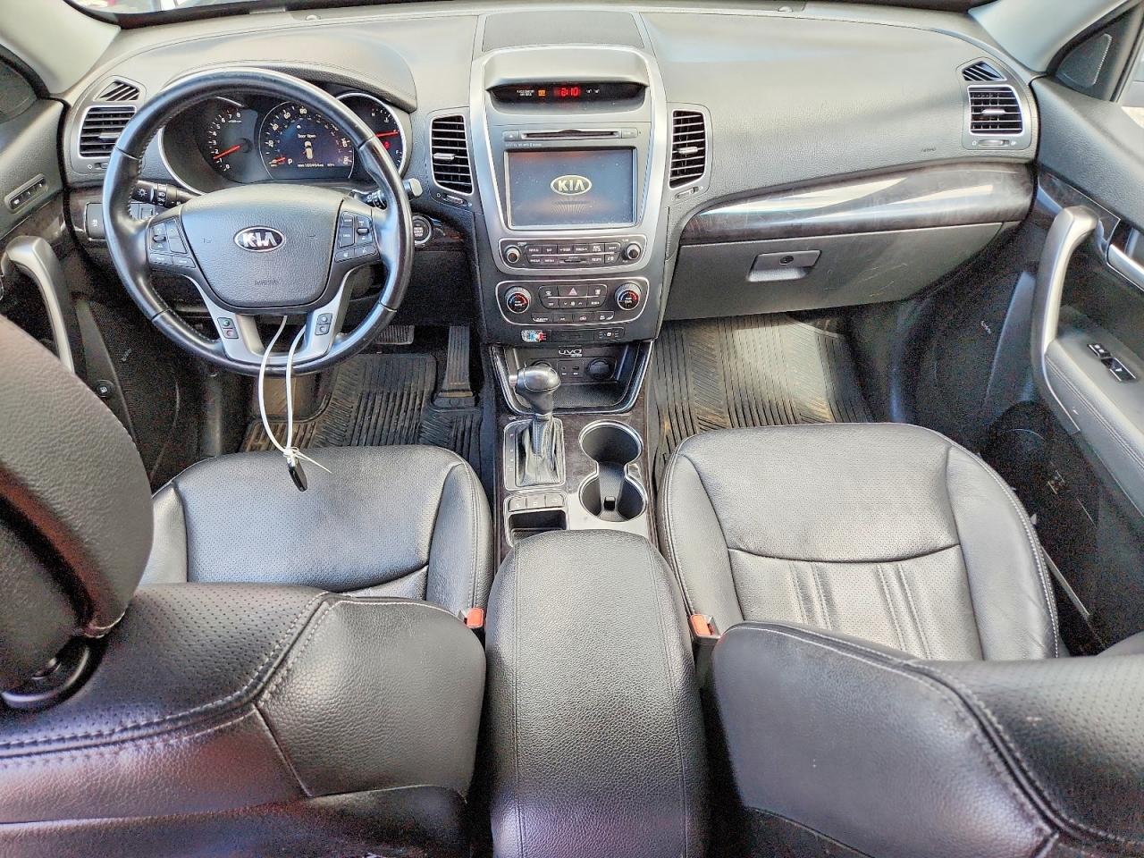 2014 KIA SORENTO