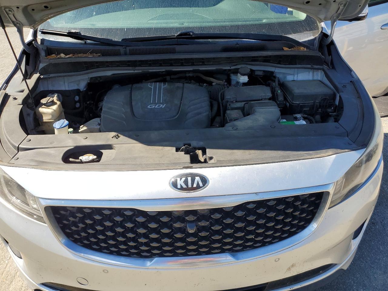 2016 KIA SEDONA