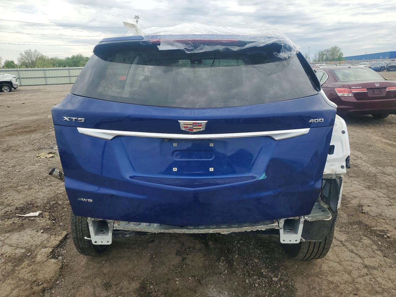 2025 CADILLAC XT5