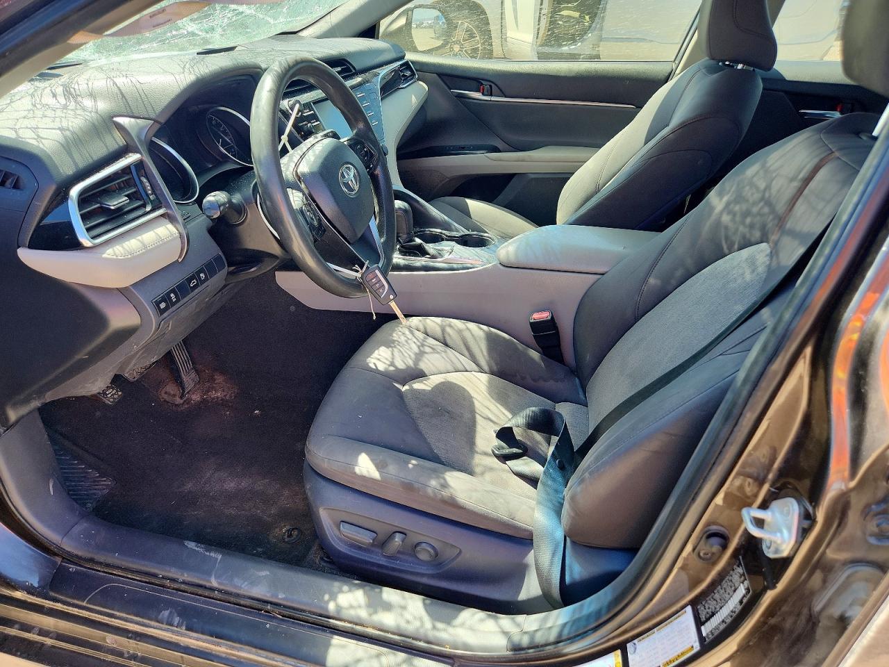 2018 TOYOTA CAMRY