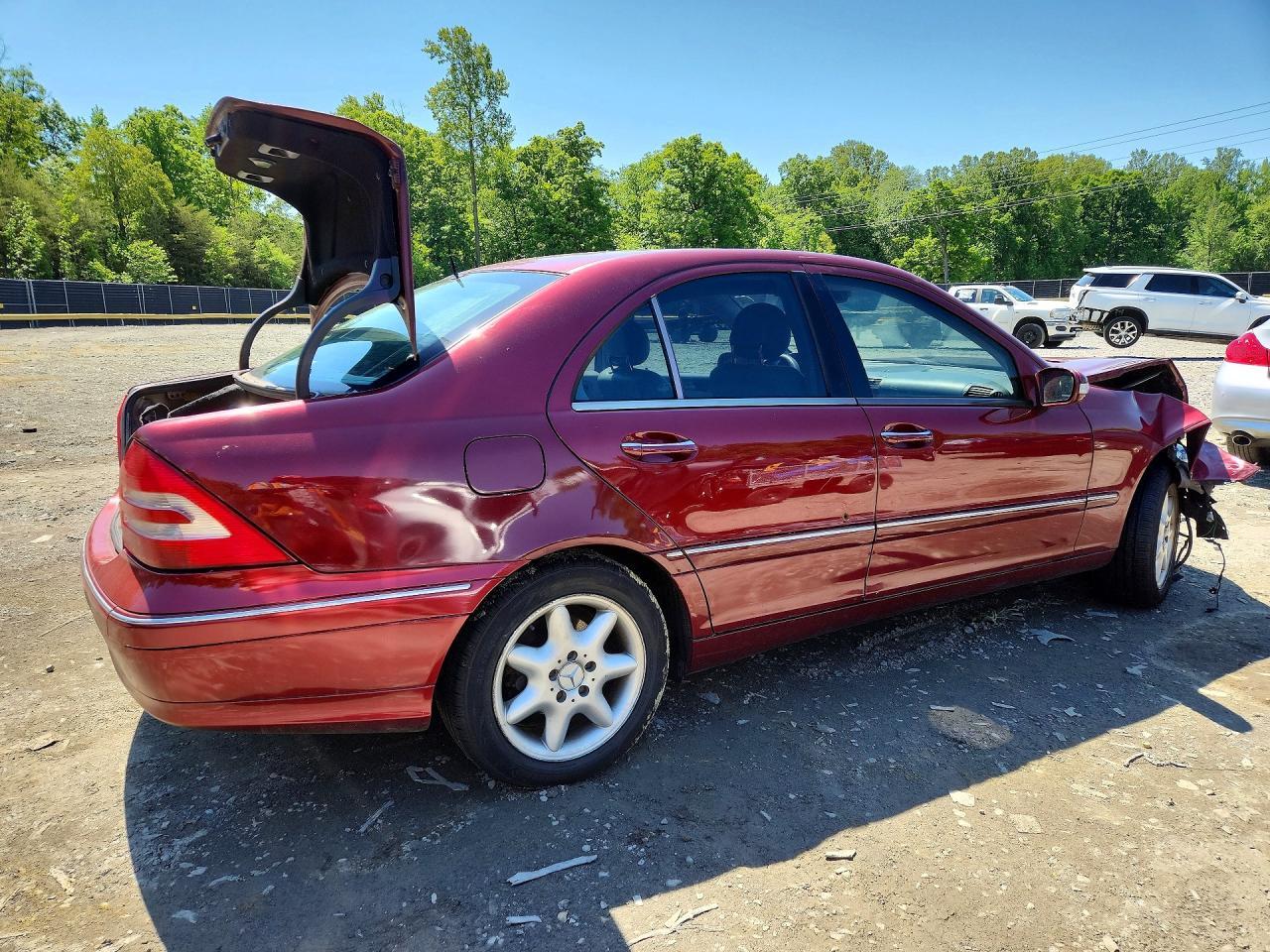 2002 MERCEDES-BENZ C-CLASS
