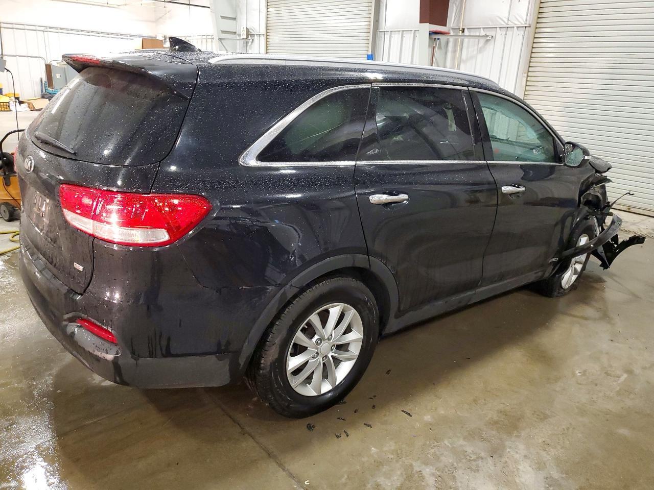 2017 KIA SORENTO