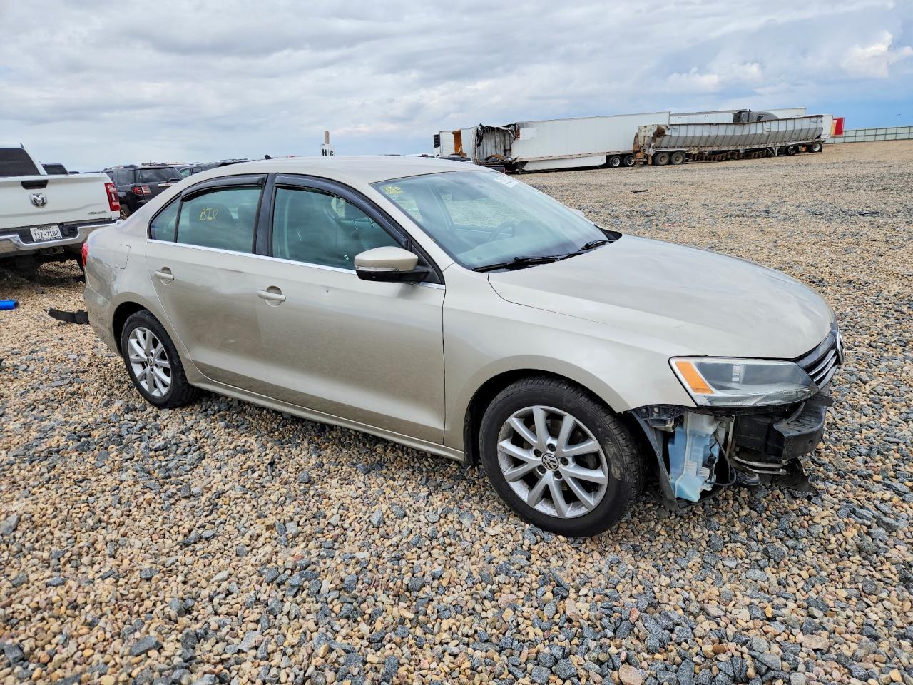 2013 VOLKSWAGEN JETTA