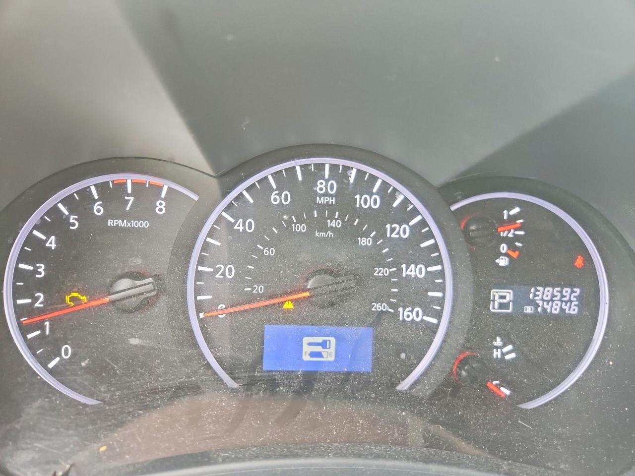 2011 NISSAN Quest