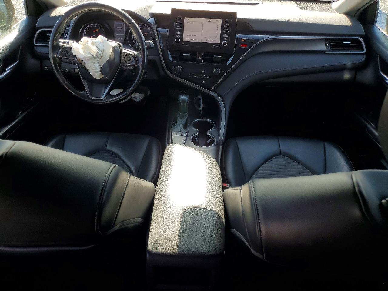 2022 TOYOTA CAMRY