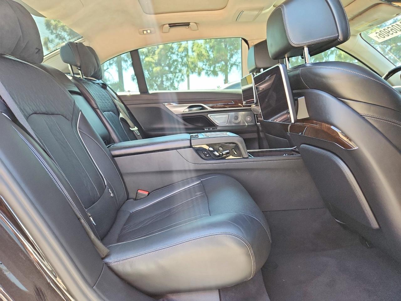 2016 BMW 7 series