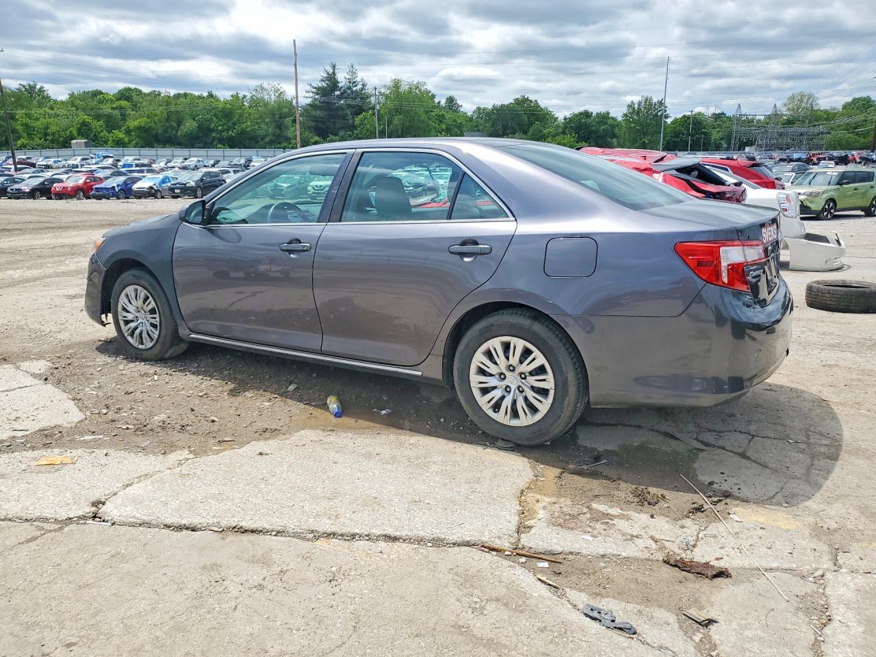 2014 TOYOTA CAMRY