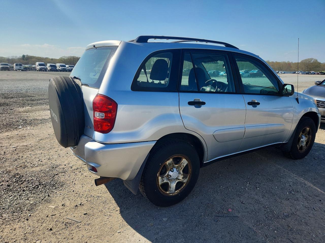 2004 TOYOTA RAV4