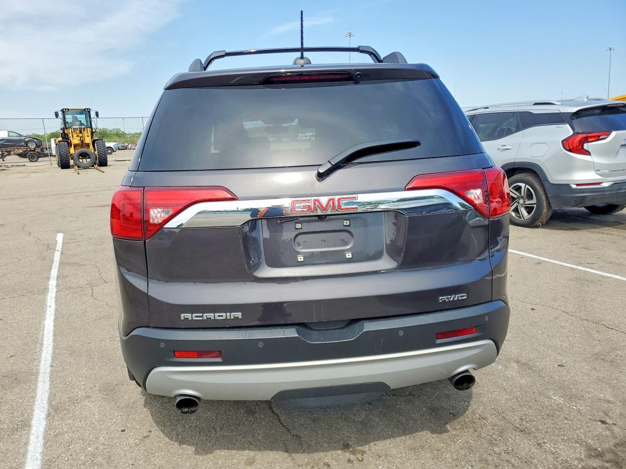 2017 GMC ACADIA
