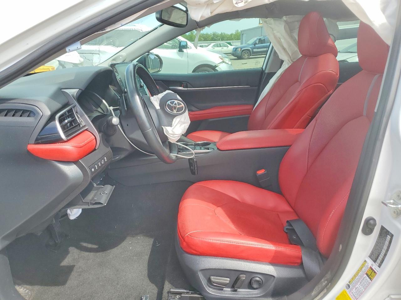2024 TOYOTA CAMRY