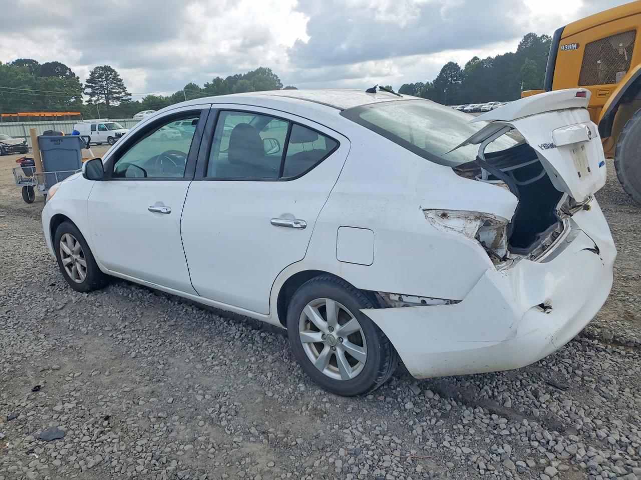 2014 NISSAN VERSA