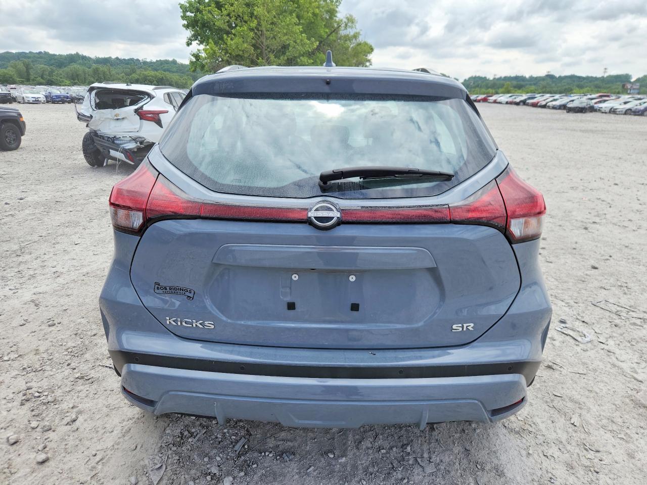 2023 NISSAN KICKS
