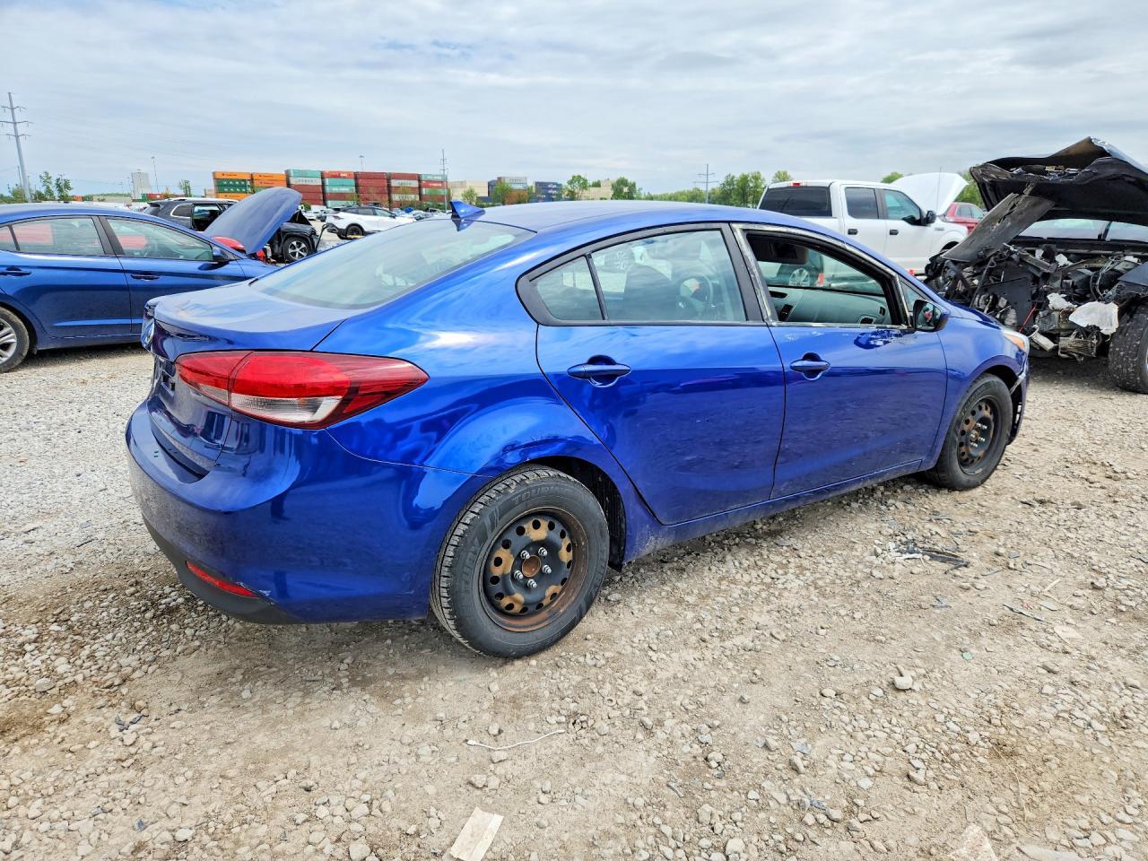 2017 KIA FORTE
