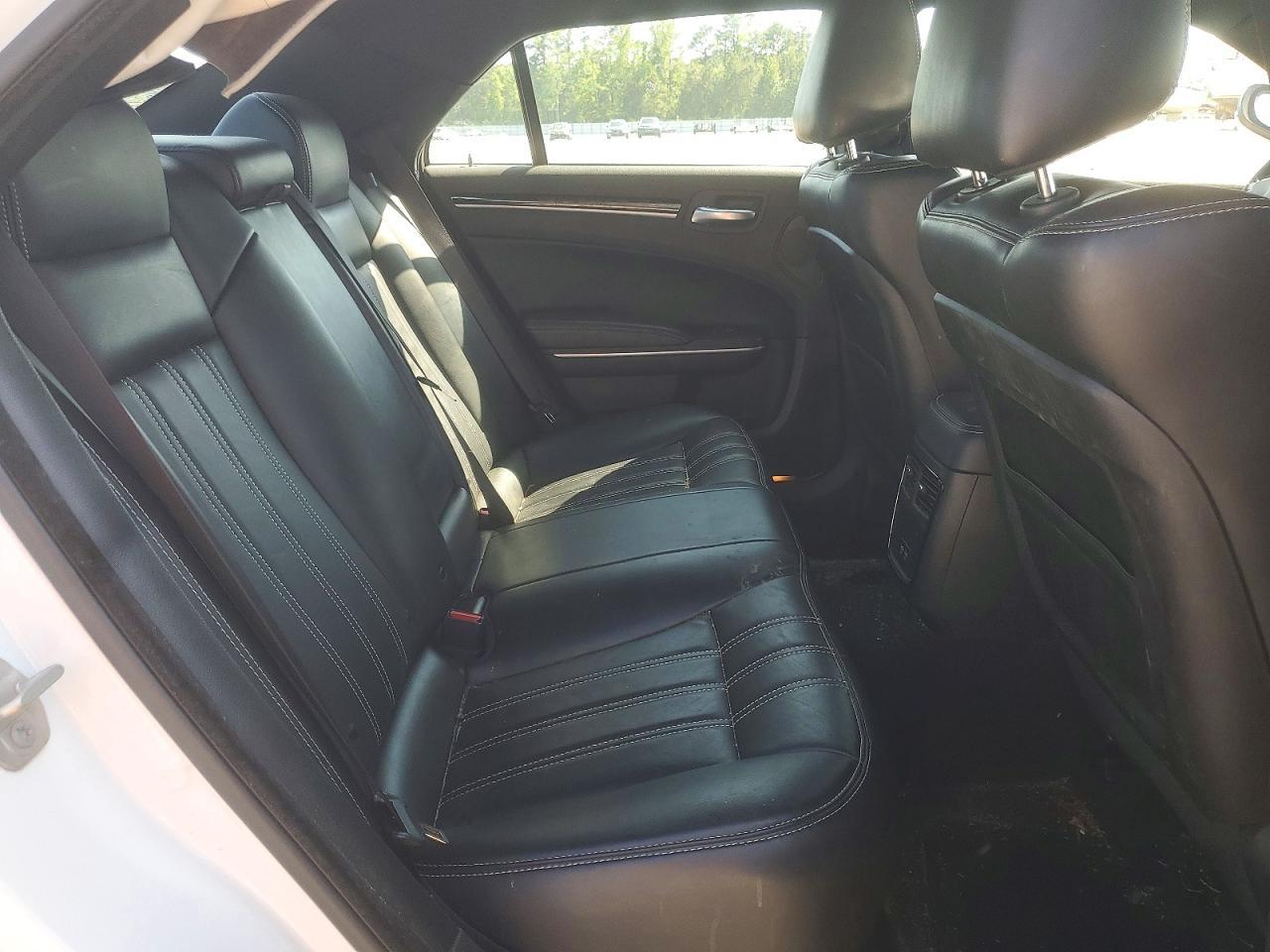 2023 CHRYSLER 300