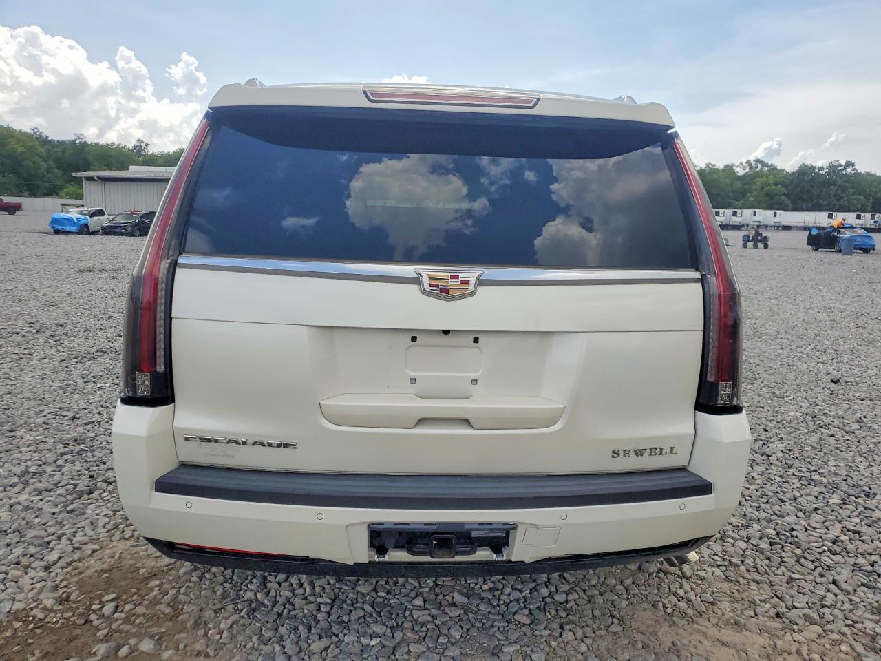 2015 CADILLAC ESCALADE