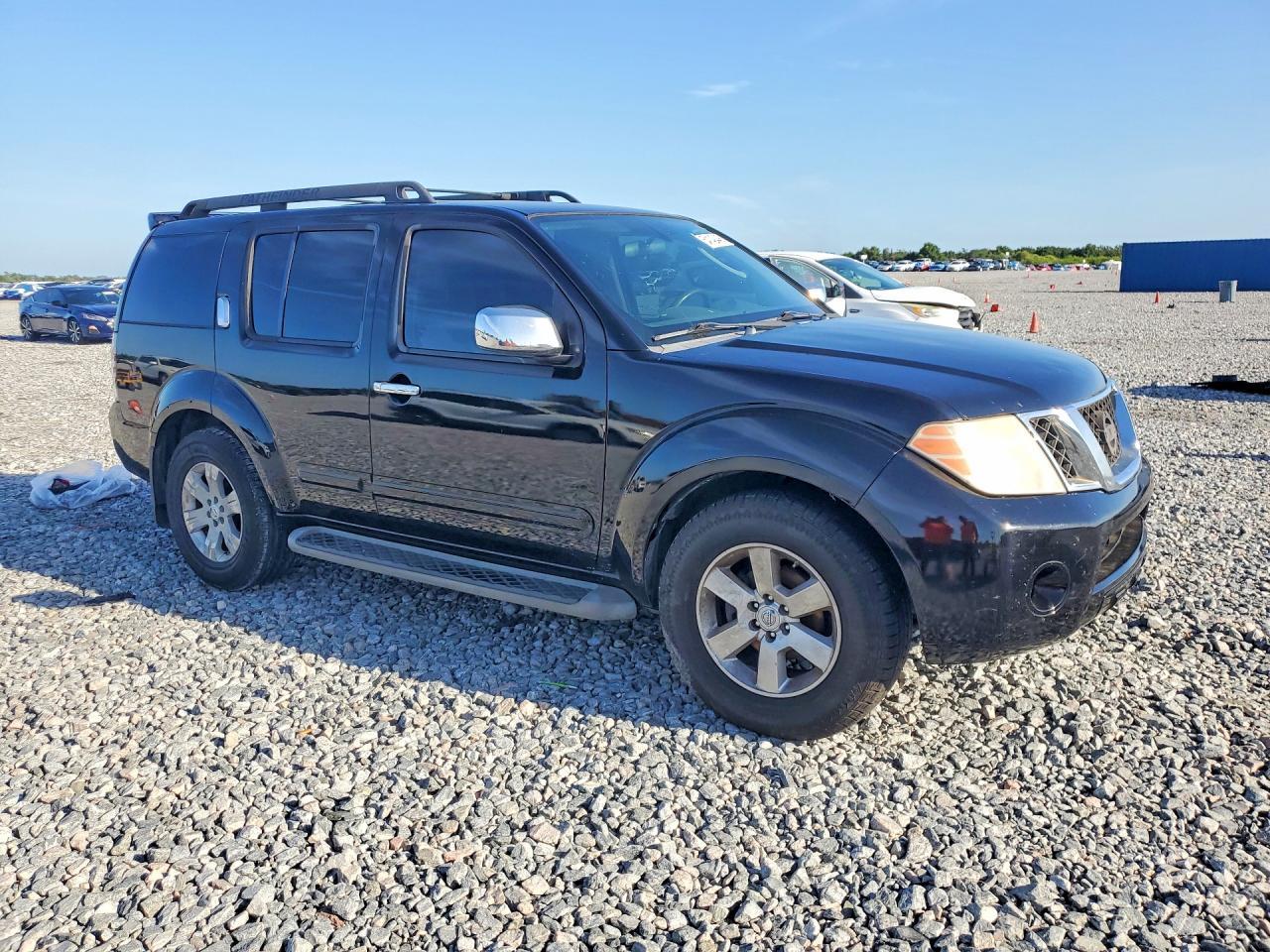 2010 NISSAN PATHFINDER
