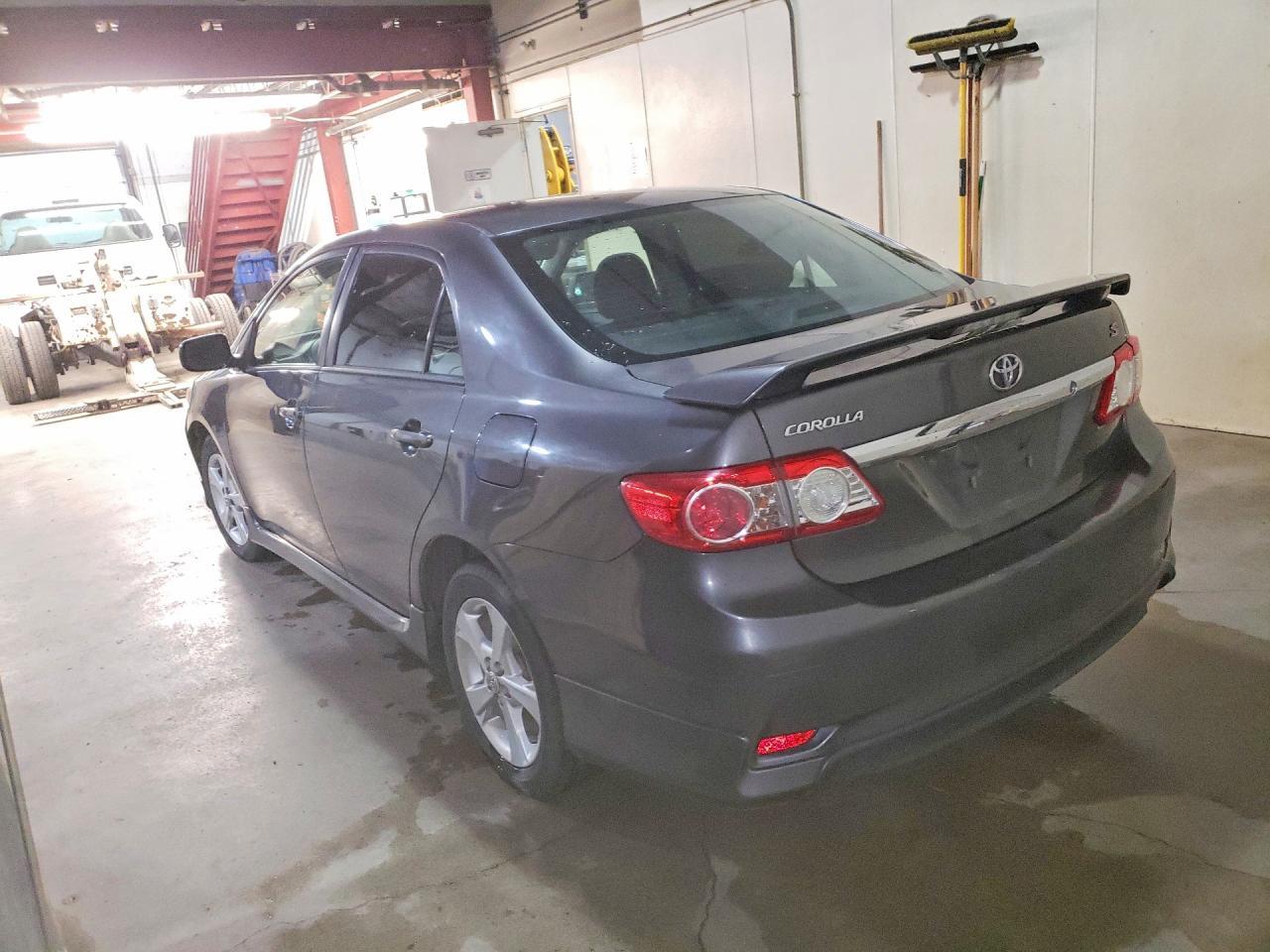 2013 TOYOTA COROLLA
