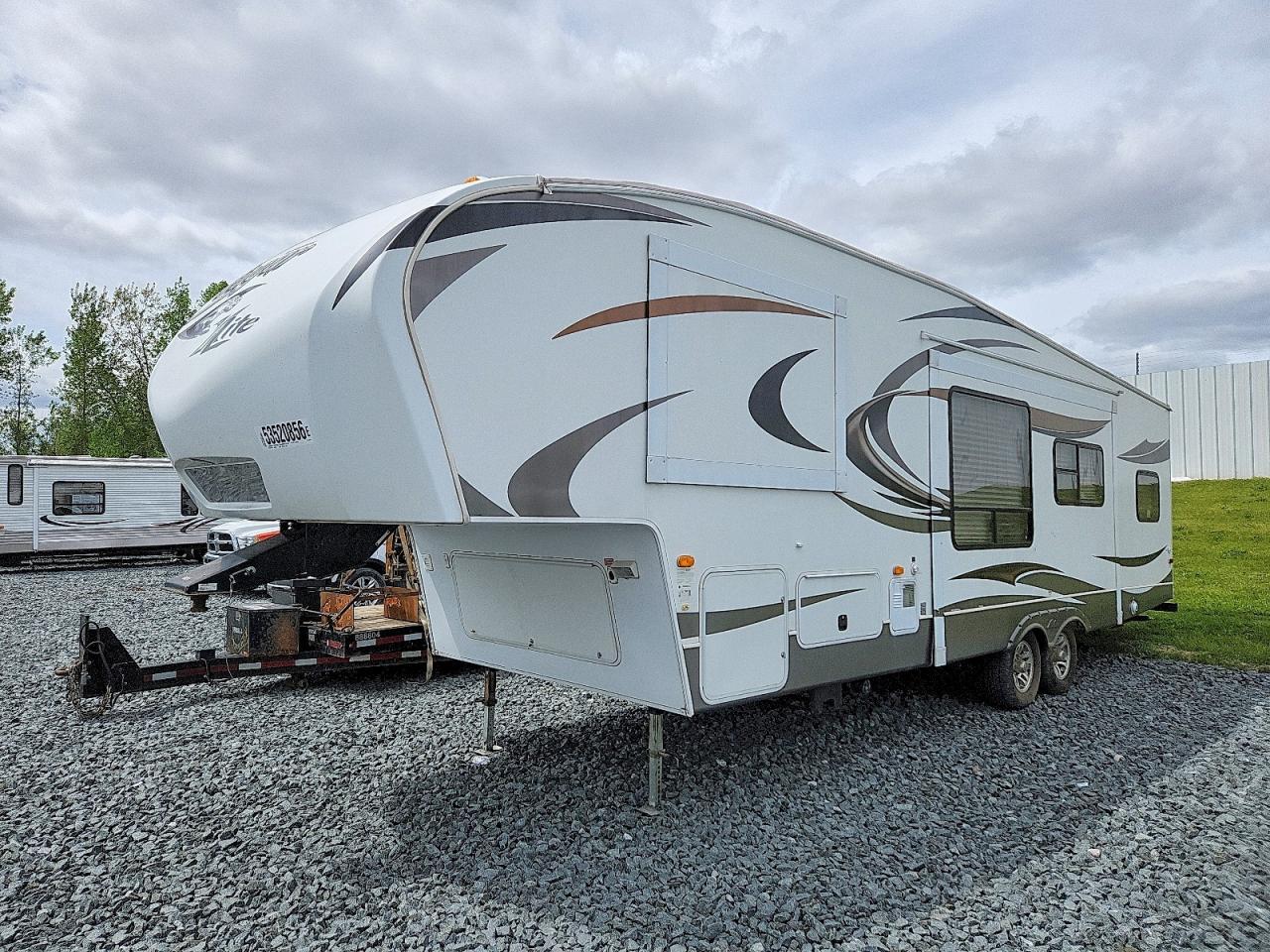 2012 Cougar Trailer