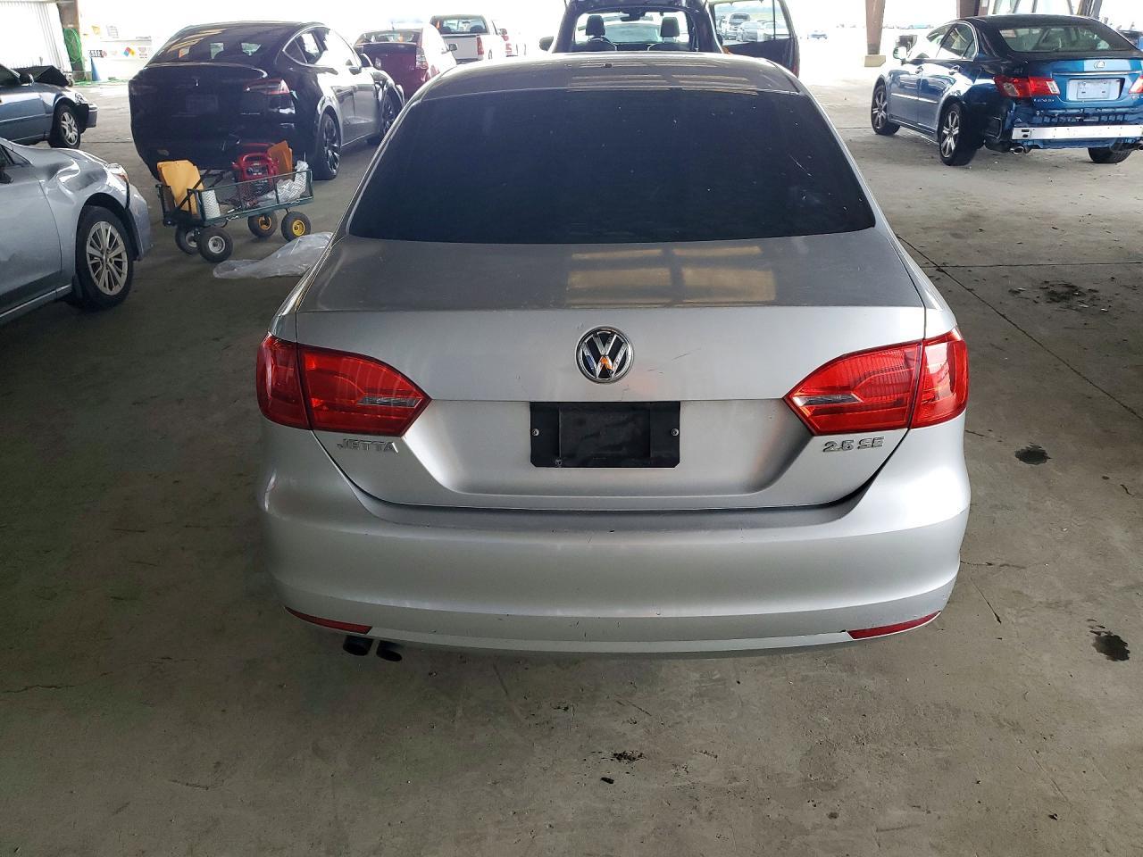 2012 VOLKSWAGEN JETTA