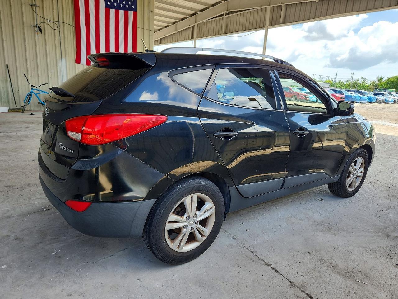 2012 HYUNDAI TUCSON