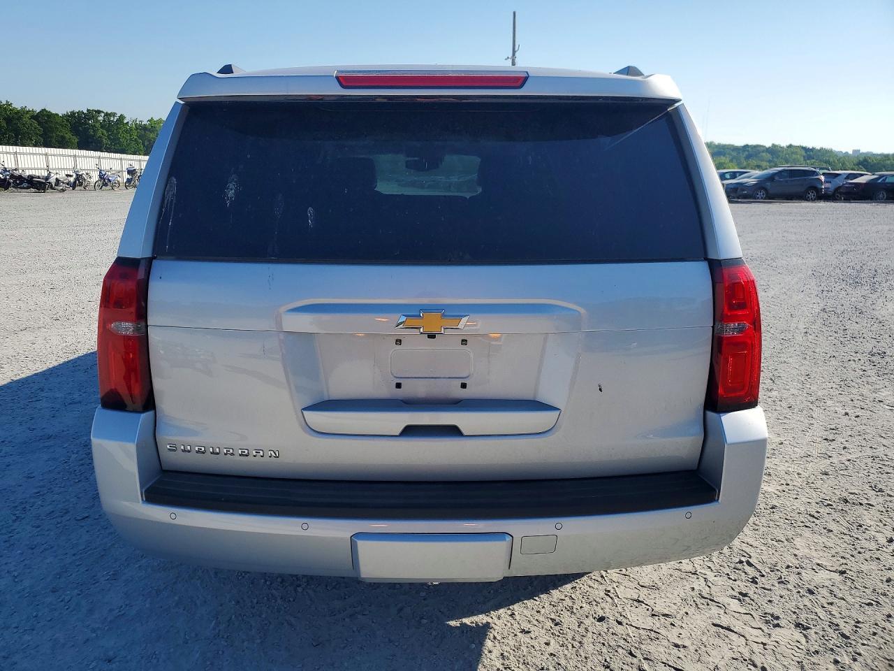 2017 CHEVROLET Suburban