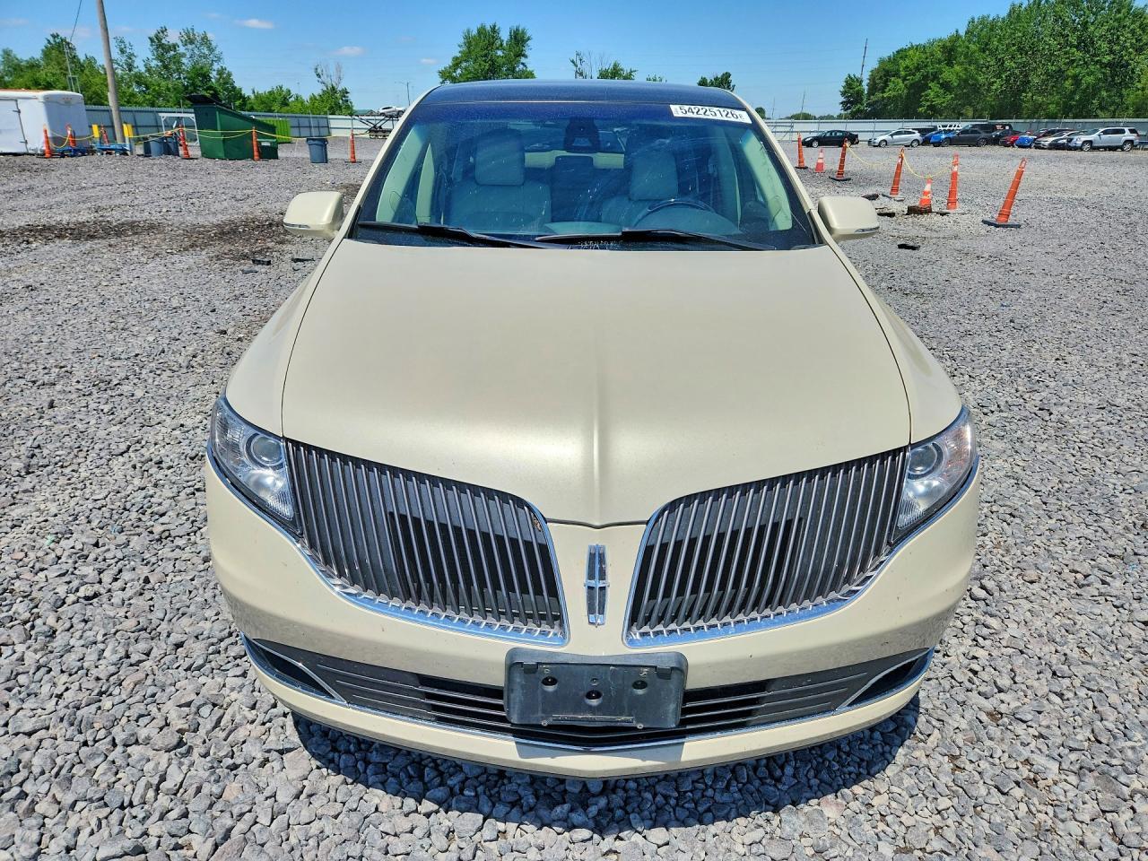 2014 LINCOLN MKT