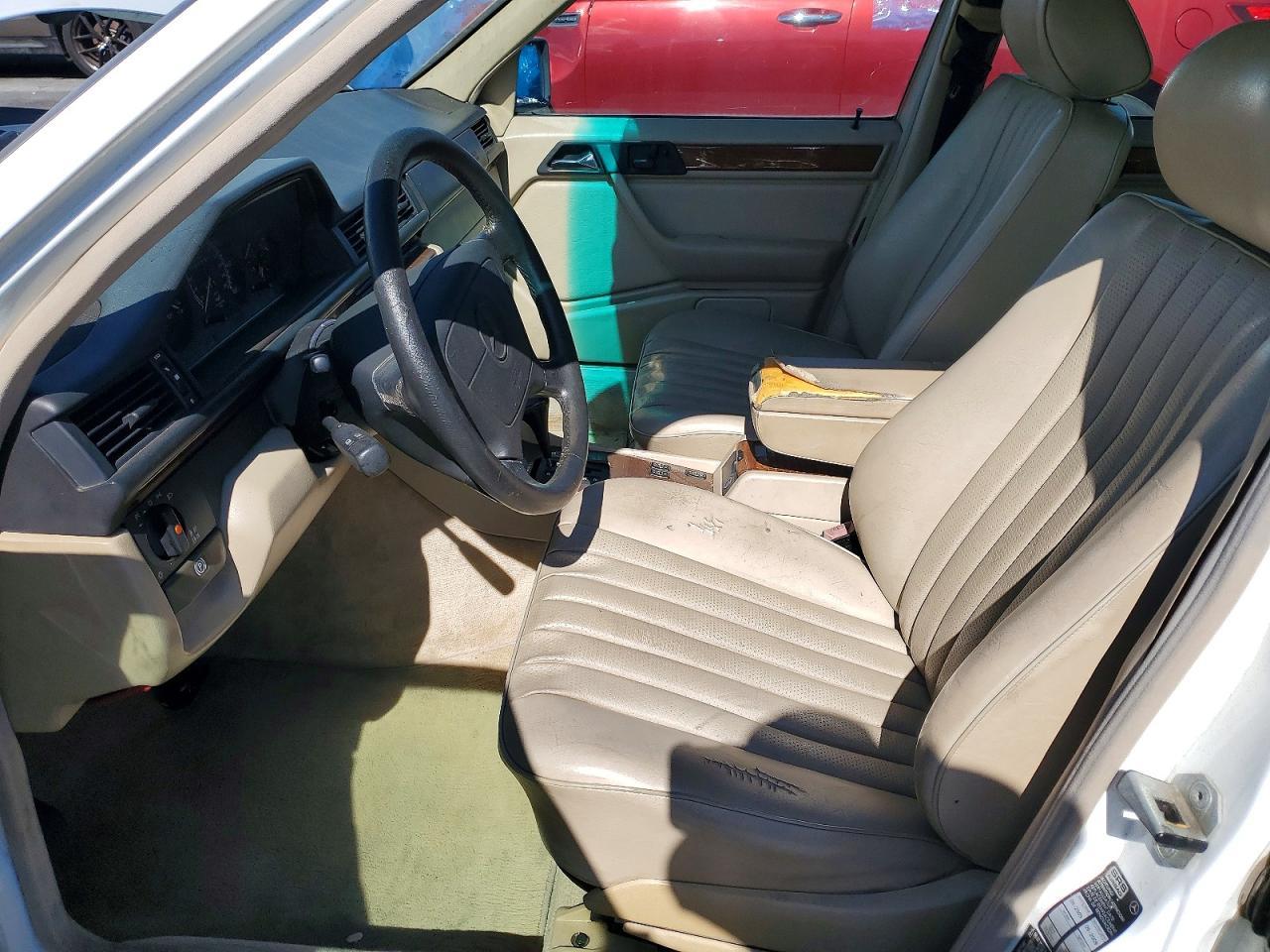 1995 MERCEDES-BENZ E-Class