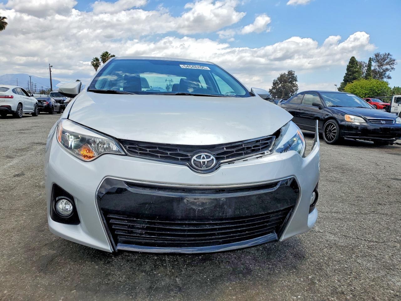 2015 TOYOTA COROLLA