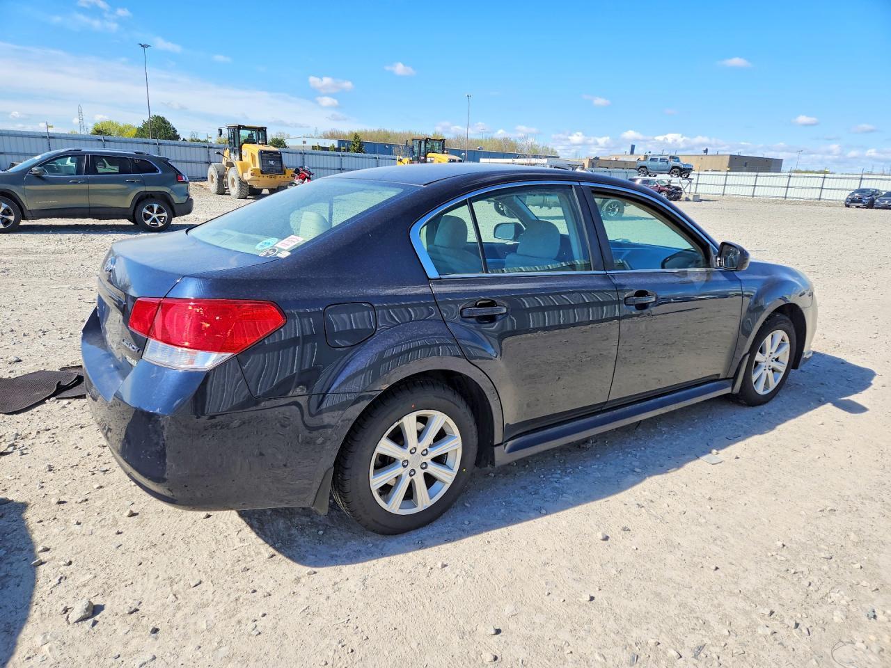 2012 SUBARU Legacy