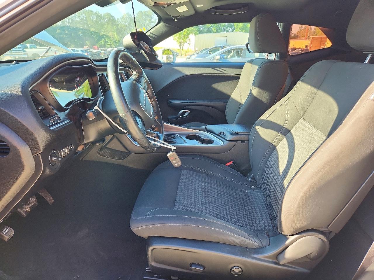 2019 DODGE Challenger