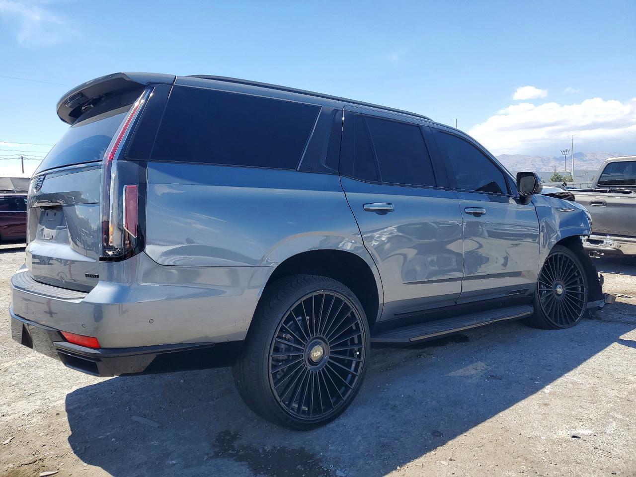 2022 CADILLAC ESCALADE