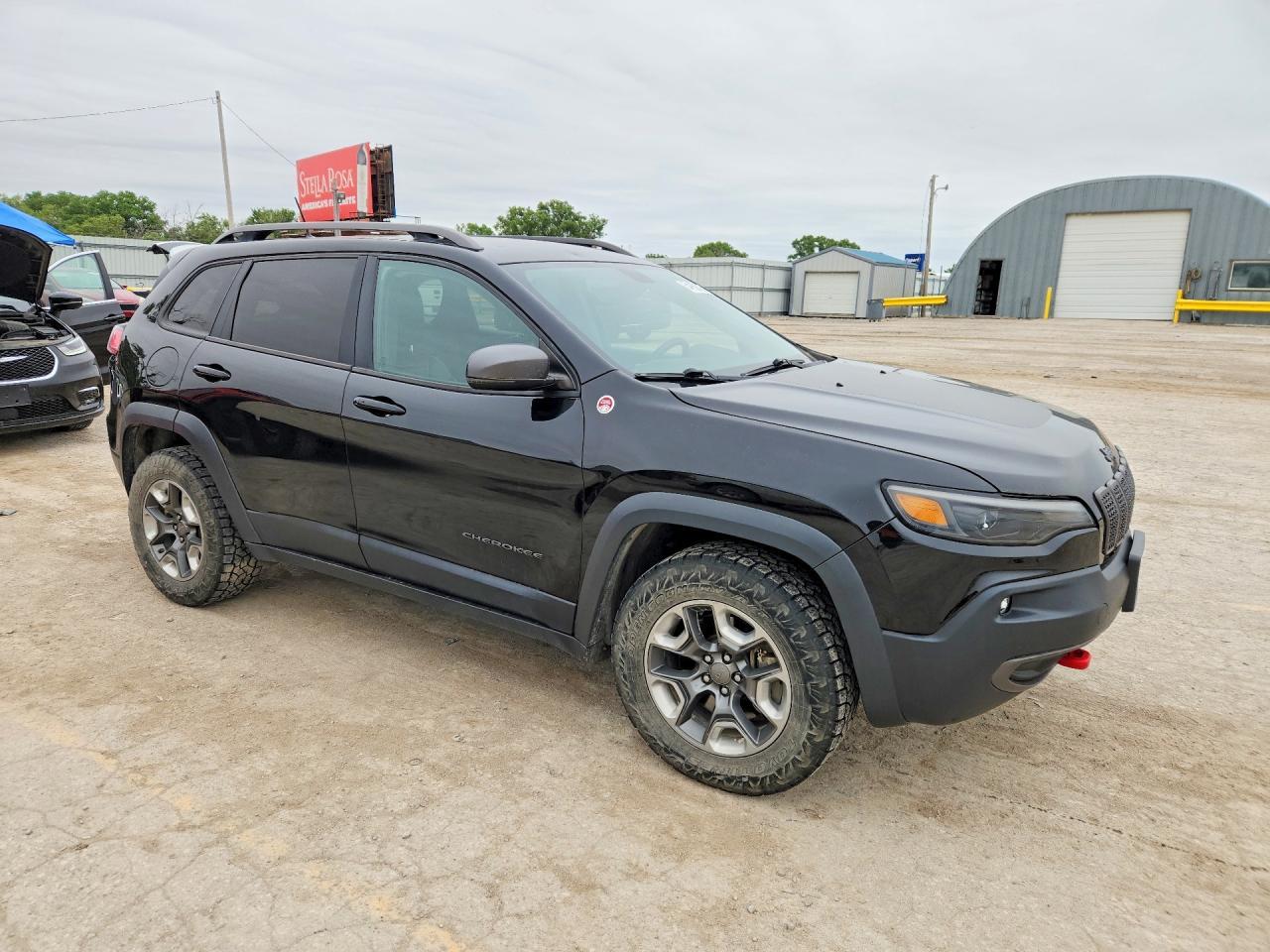 2019 JEEP CHEROKEE