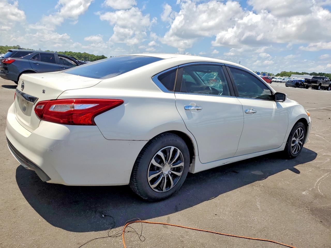 2016 NISSAN ALTIMA