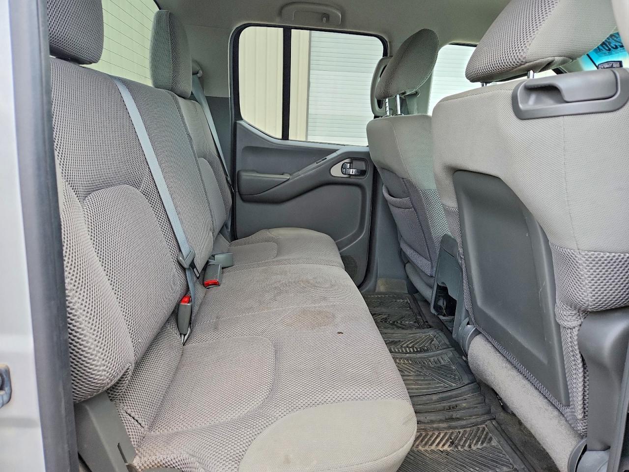 2012 NISSAN Frontier