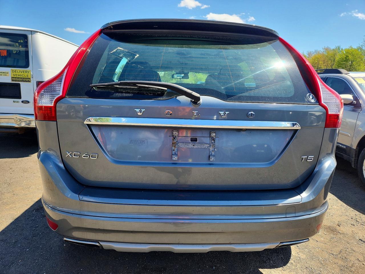 2017 VOLVO XC60