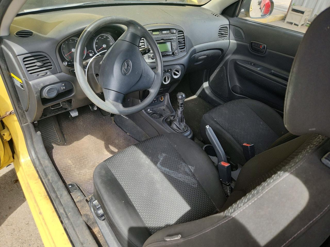 2010 HYUNDAI ACCENT