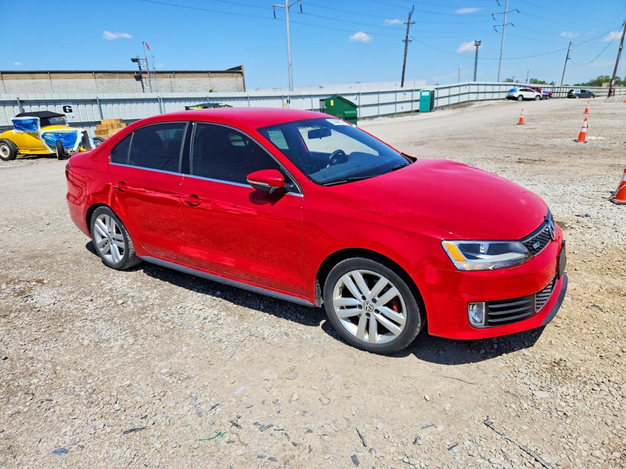 2012 VOLKSWAGEN JETTA