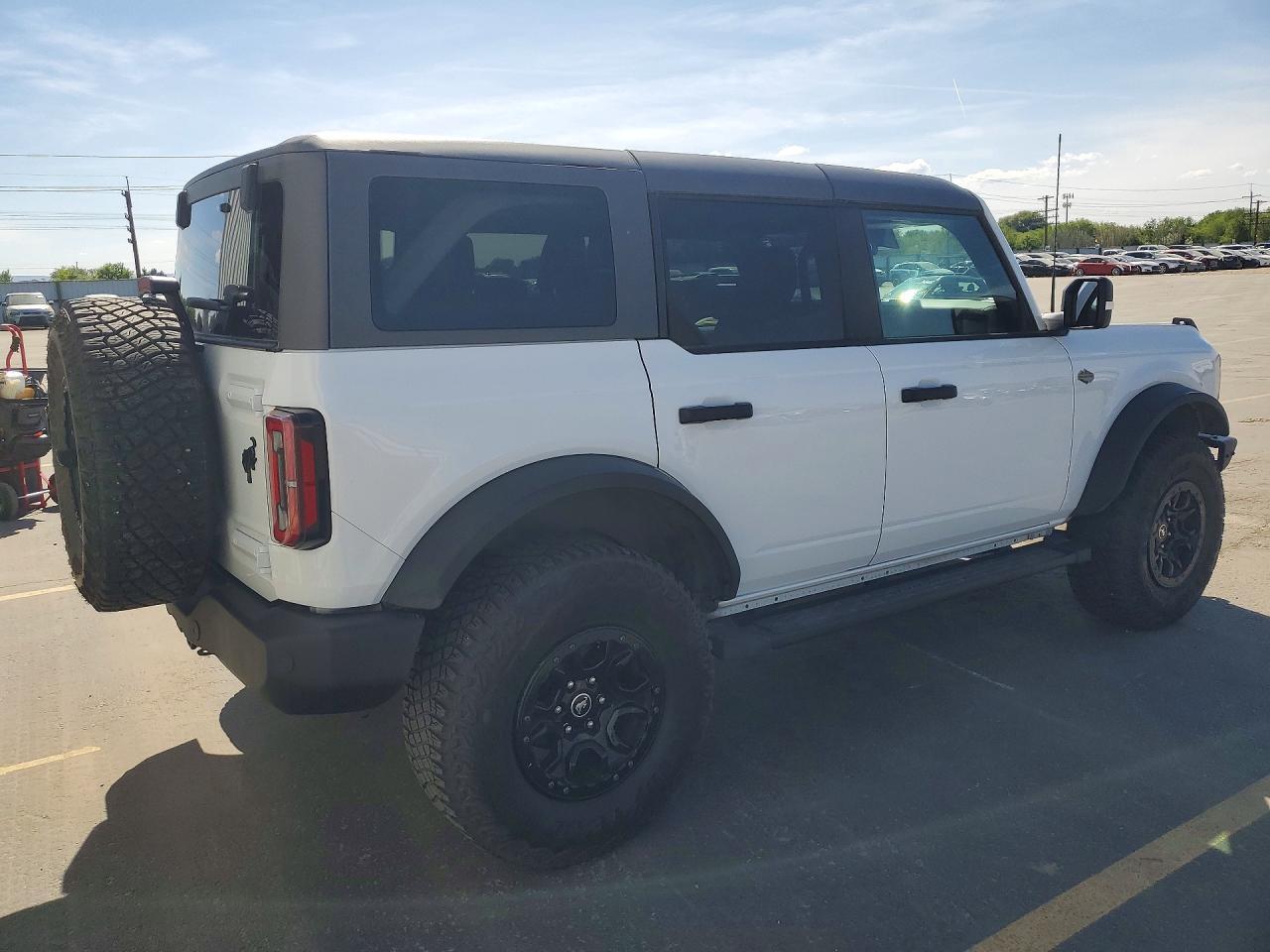 2024 FORD Bronco